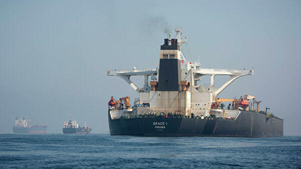 Стало известно, когда иранский танкер может покинуть Гибралтар