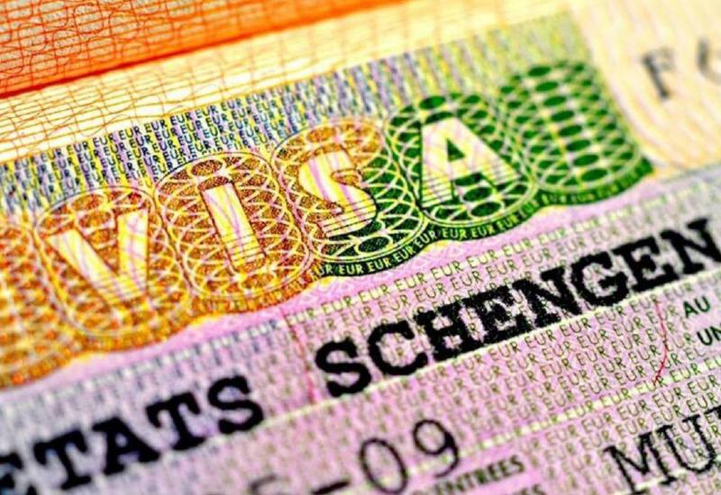 Страны ЕС перестанут ставить штампы в паспорте при проходе границы