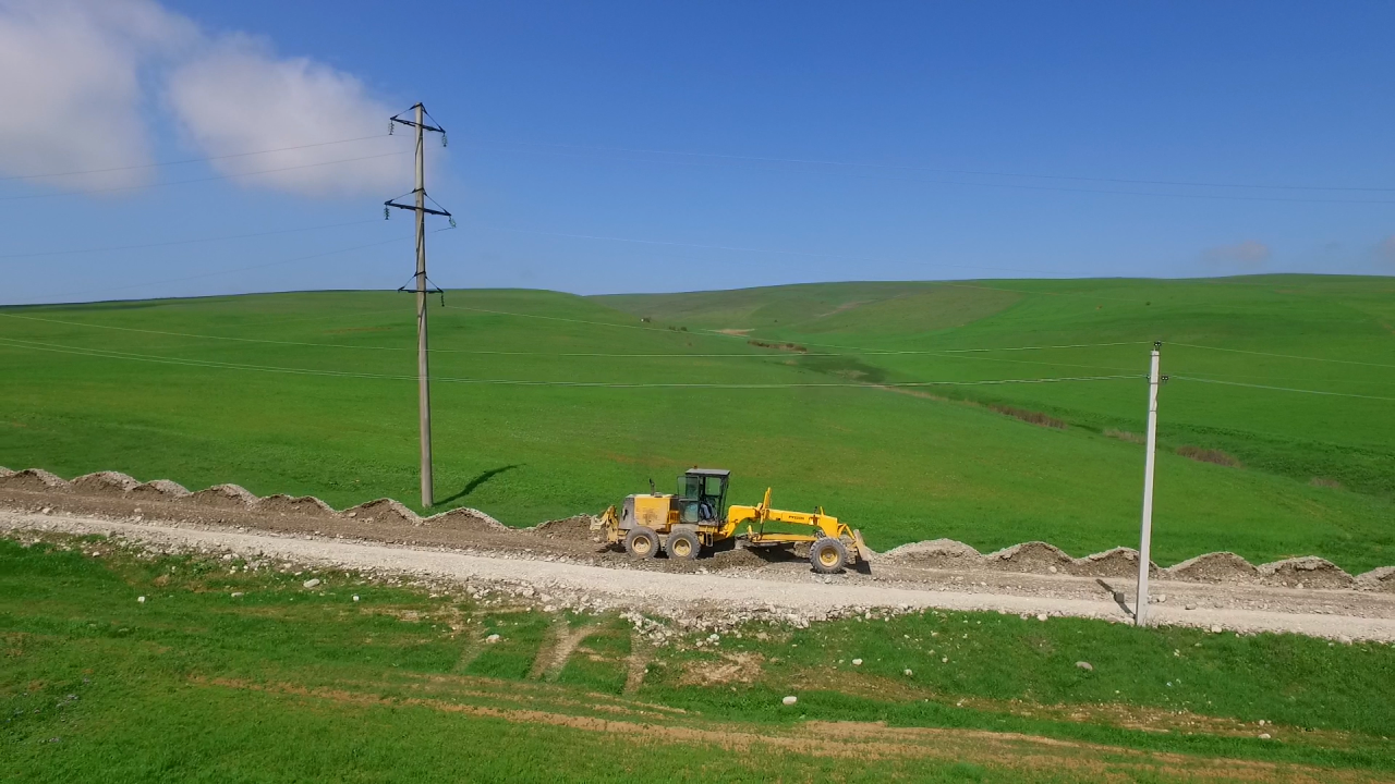В Азербайджане ремонтируют эту дорогу