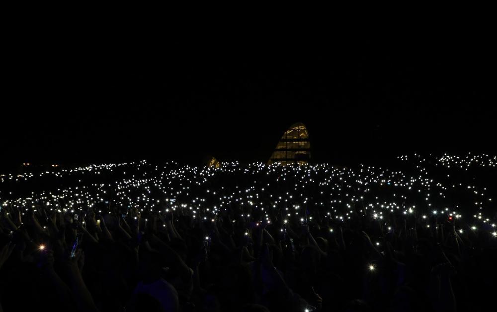 В парке Центра Гейдара Алиева состоялся концерт звезд эстрады