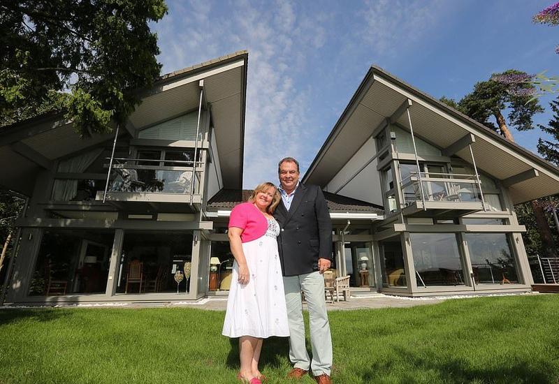 Дизайнерский особняк и шикарное авто всего за 25 фунтов? А почему бы и нет!