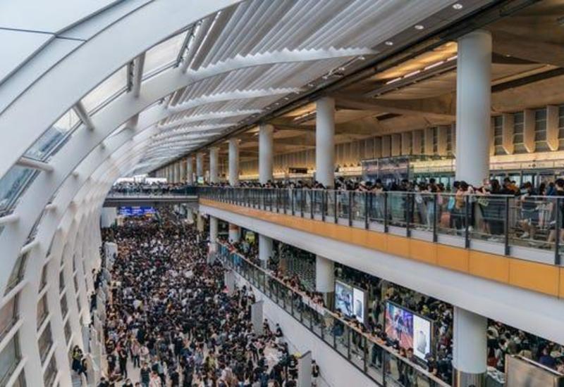 Гонконг смягчил правила въезда для иностранцев