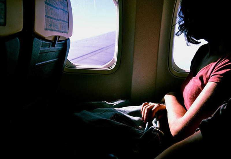 5 вещей, которые никогда не стоит делать в самолете