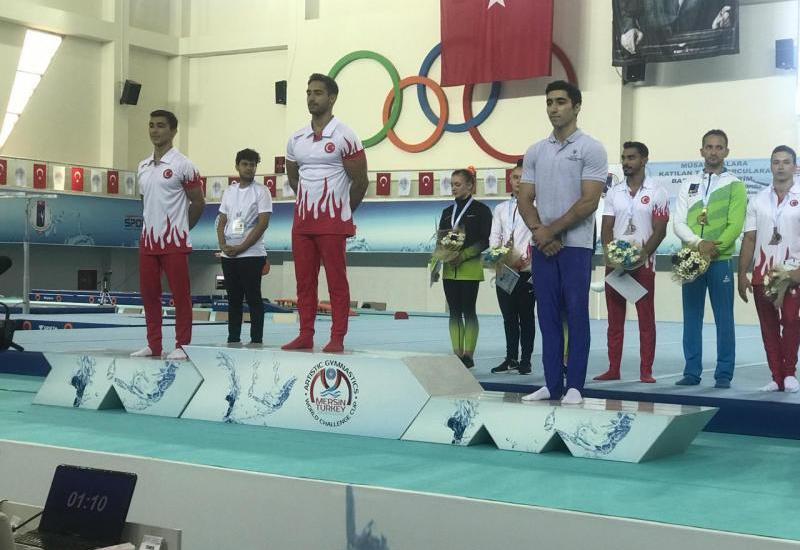 Азербайджанские гимнасты взяли «золото» и «бронзу» в Турции