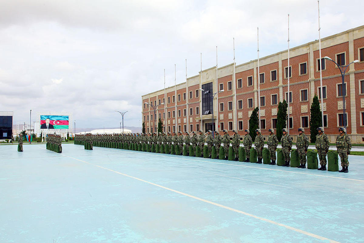 Азербайджанские военные отправляются на учения в Германию