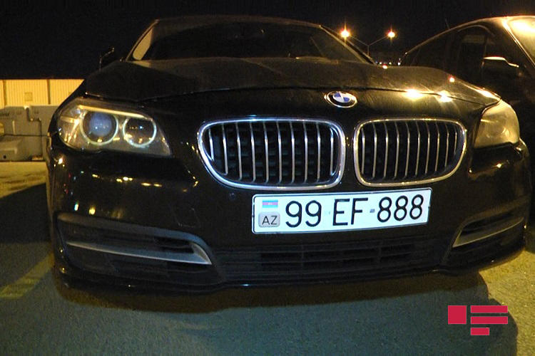 В Баку BMW сбил пожилую женщину