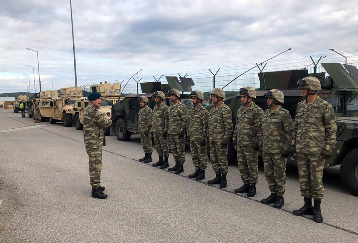 Азербайджанские военнослужащие на учениях в Германии