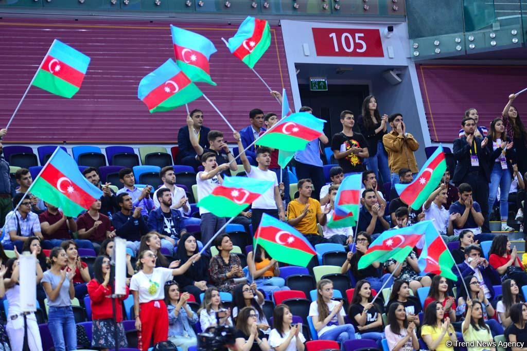 Зрители со всего мира наслаждаются праздником гимнастики в Баку