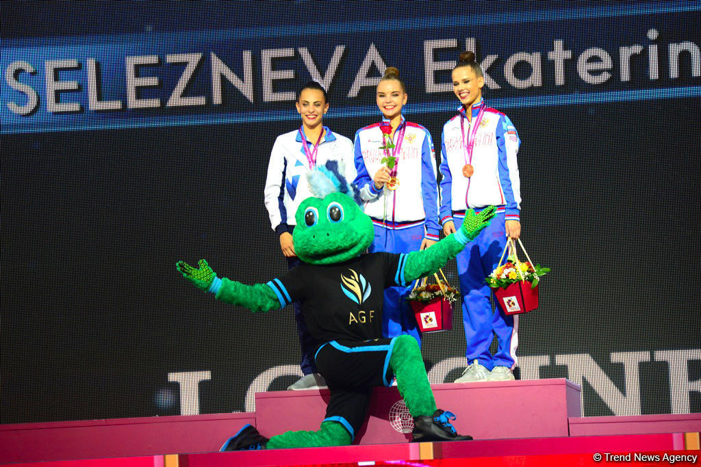 В Баку прошла церемония награждения победителей и призеров 37-го Чемпионата мира по художественной гимнастике