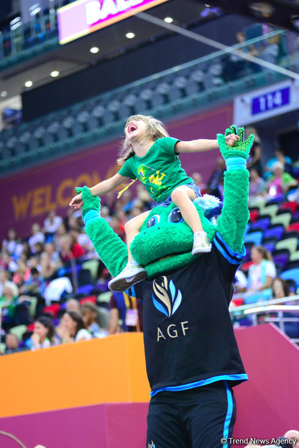 Улыбки, радость и восторг на Чемпионате мира по художественной гимнастике в Баку