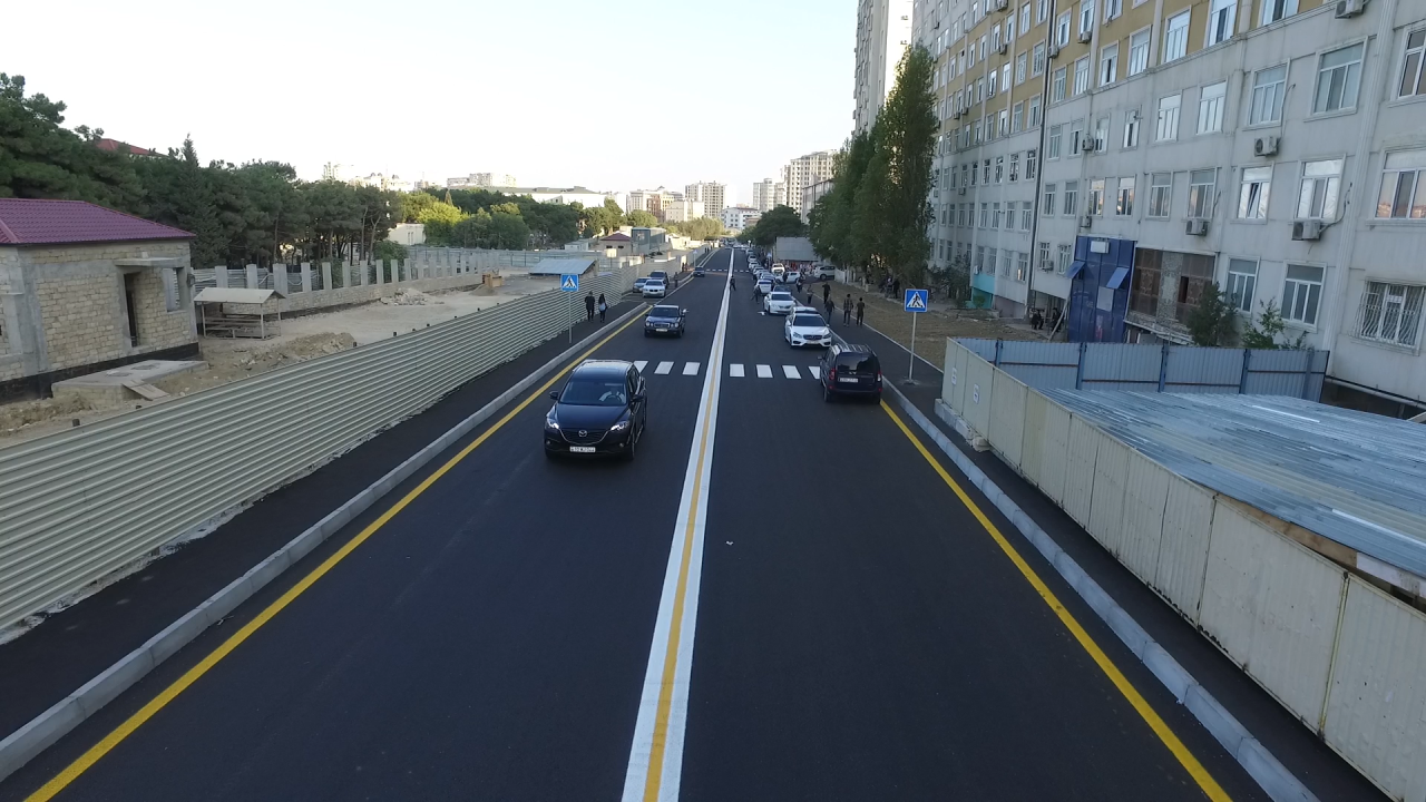 В Баку открыли дорогу, которую водители ждали 7 лет