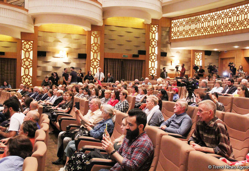 В Баку открылась Неделя российских фильмов
