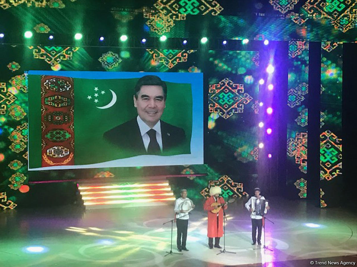В Туркменистане отмечают 28-летие Дня независимости