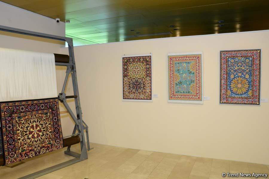 В рамках Фестиваля Насими состоялась церемония награждения конкурса эскизов ковров и произведений