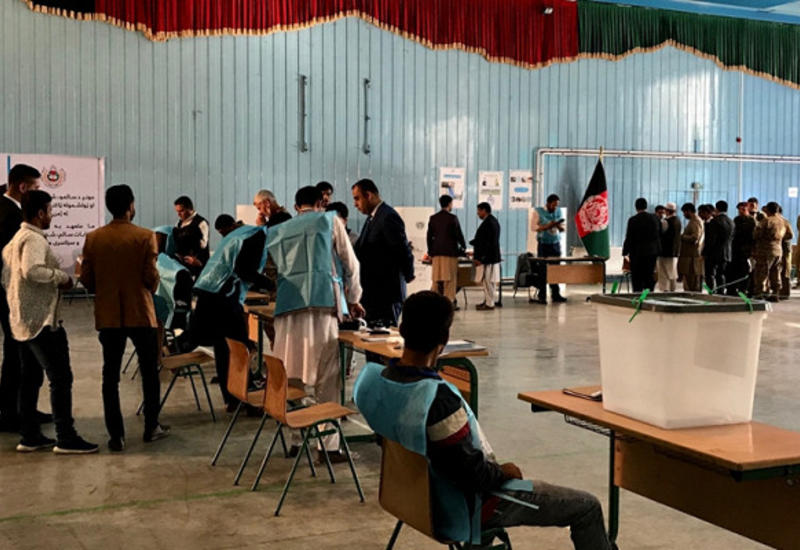 Явка на выборах президента Афганистана составила более 2 млн человек
