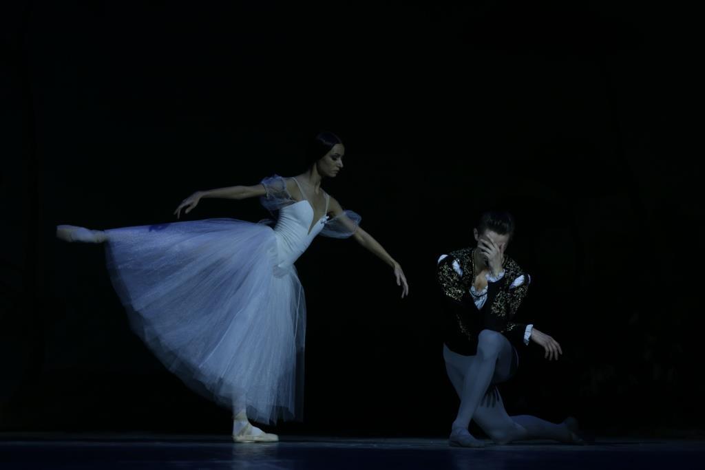В Театре оперы и балета с ошеломительным успехом прошел показ балета "Жизель"