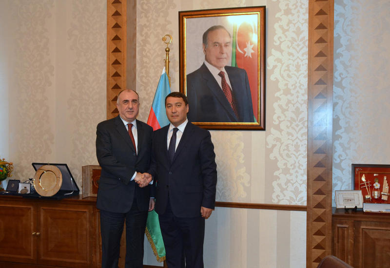 Эльмар Мамедъяров принял нового посла Казахстана