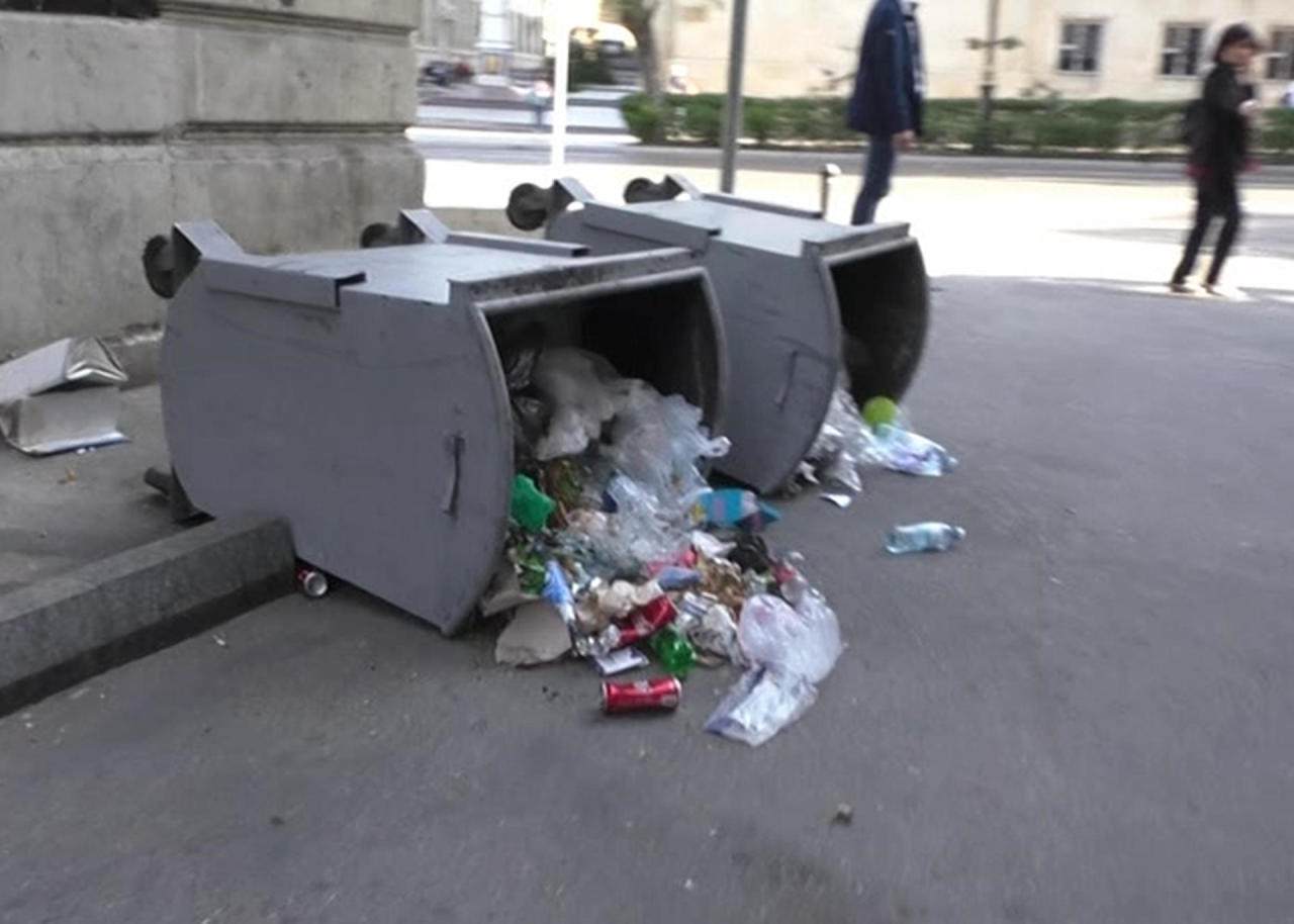 Вандалы из "Нацсовета" и ПНФА нанесли ущерб городскому хозяйству Баку