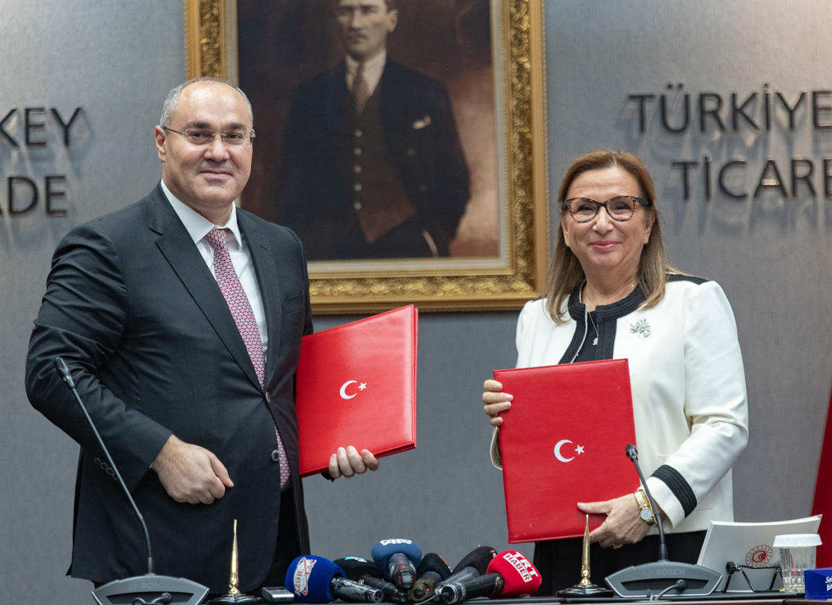 Азербайджан и Турция упростили таможенный коридор