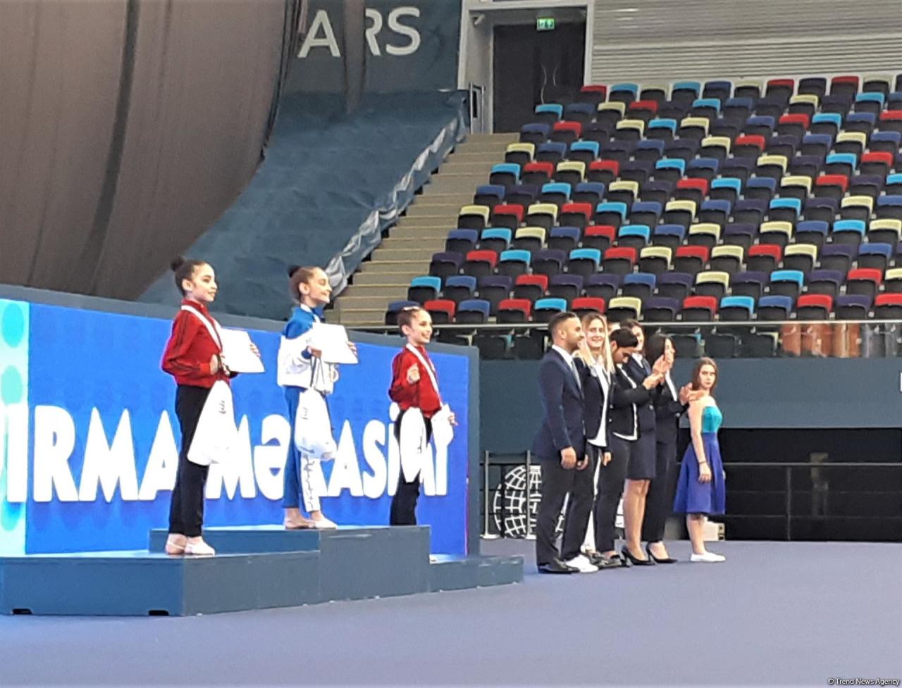 В Баку прошла церемония награждения призеров Кубка регионов по художественной гимнастике в возрастной категории "пре-юниоры"