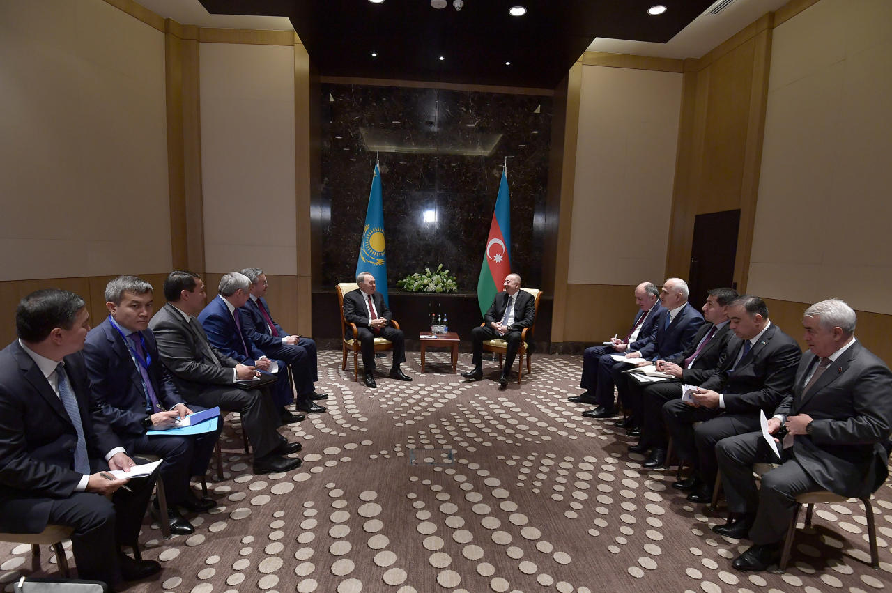 Президент Ильхам Алиев встретился с первым Президентом Казахстана, почетным председателем Тюркского совета Нурсултаном Назарбаевым