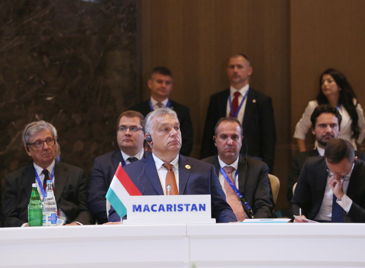Президент Ильхам Алиев принял участие в VII саммите Совета сотрудничества тюркоязычных государств в Баку