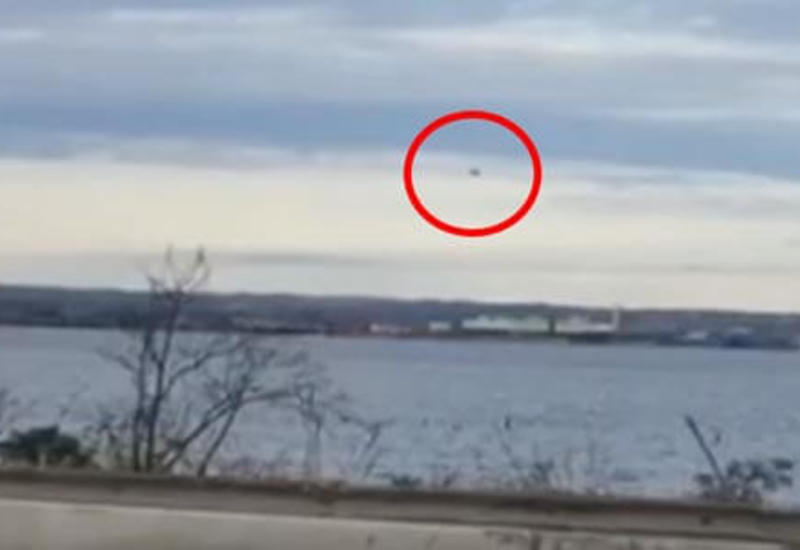 Очевидец снял на видео НЛО цилиндрической формы