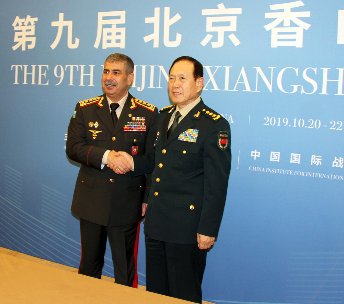 Закир Гасанов на переговорах с министром обороны Китая