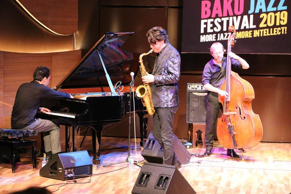 В Баку прошел концерт квартет известного музыканта Юриана Хонинга