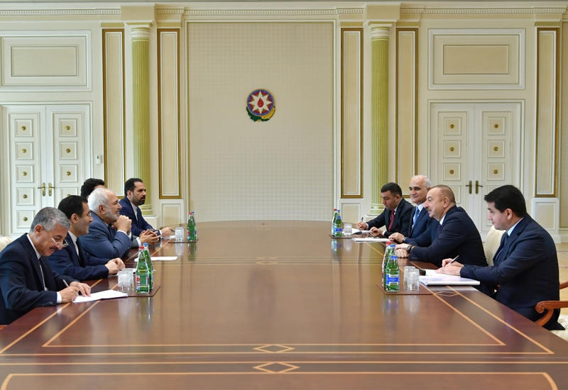 Президент Ильхам Алиев принял делегацию во главе с министром иностранных дел Ирана