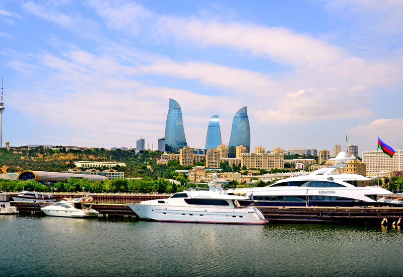 Не оторвать глаз: завораживающая красота береговой линии Баку