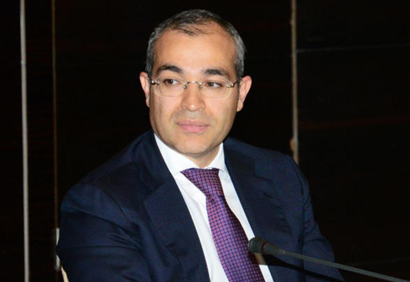 Новый министр экономики Азербайджана представлен коллективу министерства