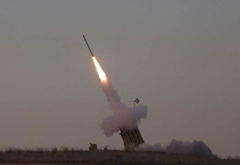ПВО Саудовской Аравии сбили запущенные хуситами ракету и четыре беспилотника