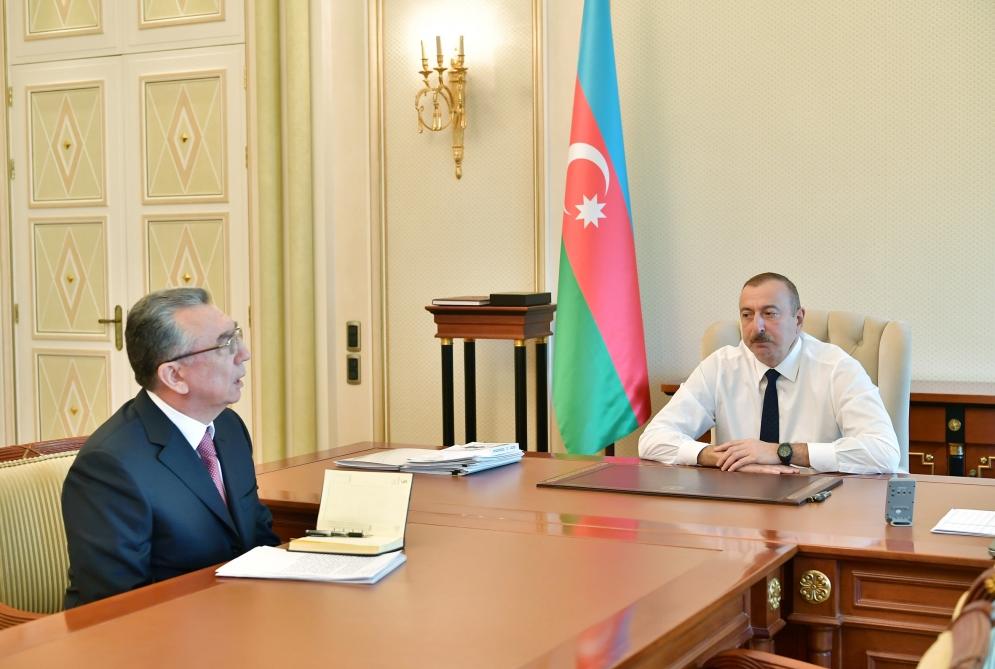 Президент Ильхам Алиев принял главу Исполнительной власти города Баку Эльдара Азизова
