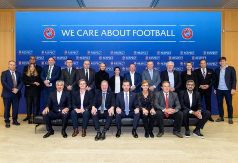 Азербайджанец впервые председательствует на заседании Комитета УЕФА