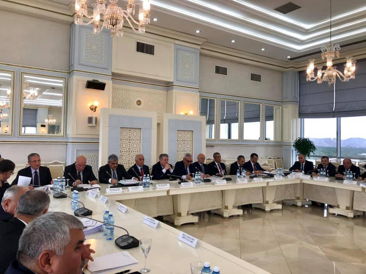 Парламент Азербайджана приступил к обсуждению госбюджета на 2020 год