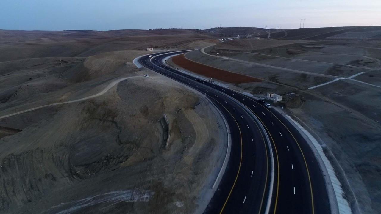 Стало известно, когда будет готова часть автомагистрали Баку-Шамахы