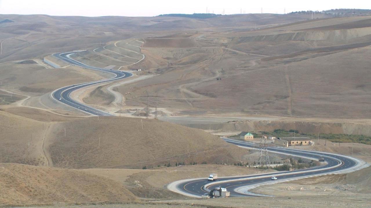 Стало известно, когда будет готова часть автомагистрали Баку-Шамахы