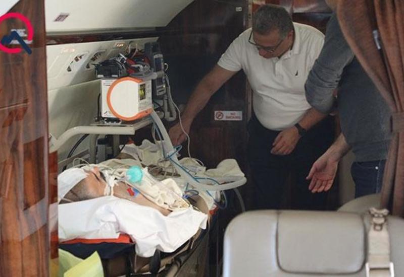 Спецсамолет службы скорой помощи с правозащитником Огтаем Гюльалыевым на борту вылетел в Турцию