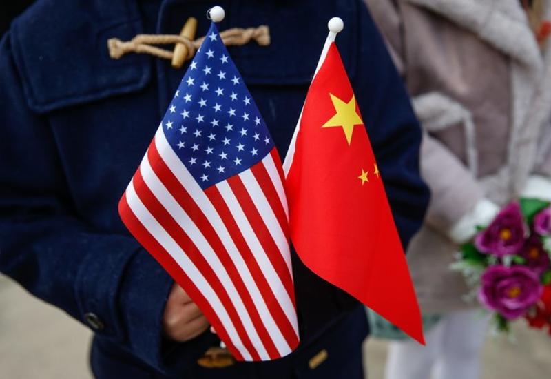 США и Китай теряют десятки миллиардов долларов из-за торговой войны