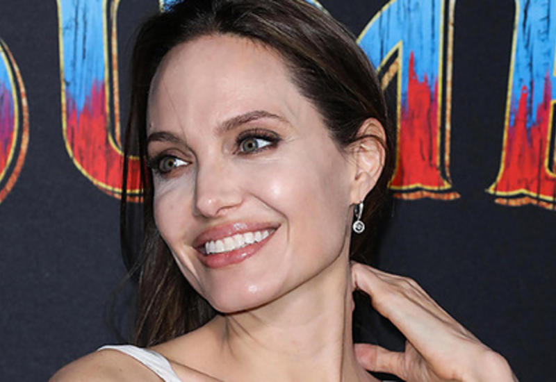 Анджелина Джоли решила навсегда уехать из США