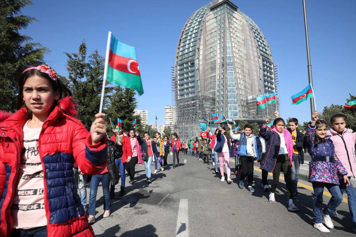 При организации Фонда Гейдара Алиева в Баку прошло очередное мероприятие для детей