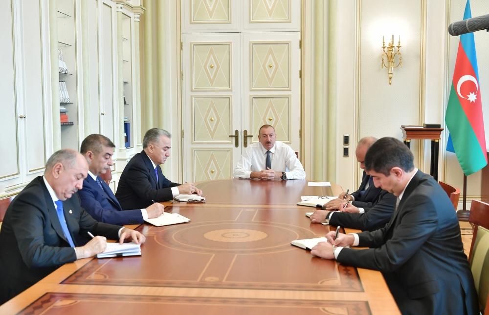 Президент Ильхам Алиев принял новых глав ИВ Ширвана, Зардаба, а также Сураханского, Ясамальского и Хатаинского районов Баку