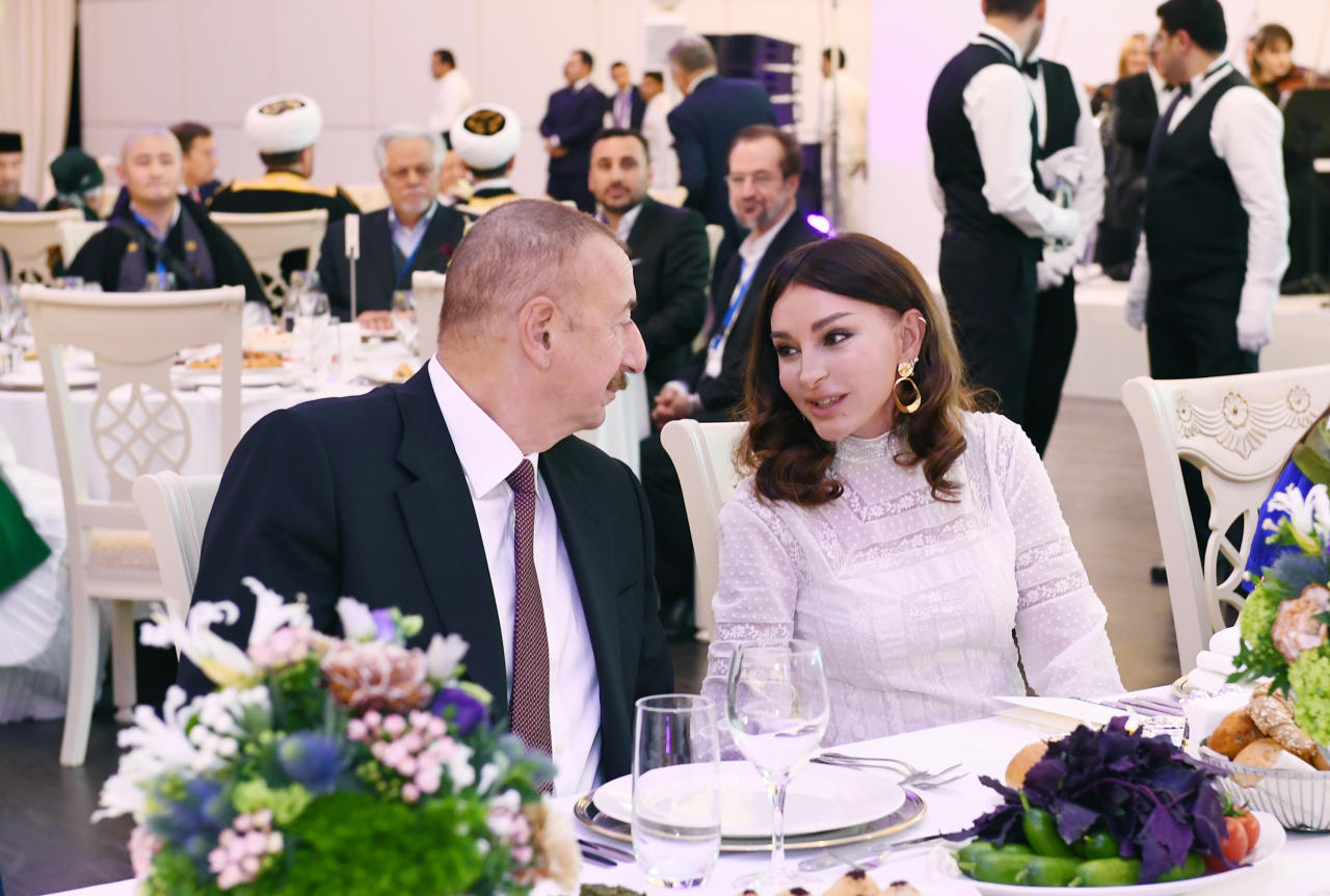 президент азербайджана ильхам алиев и его жена дети