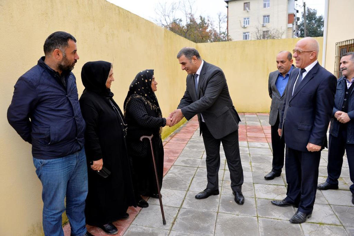 Семьям шехидов и инвалидам Карабахской войны дали квартиры