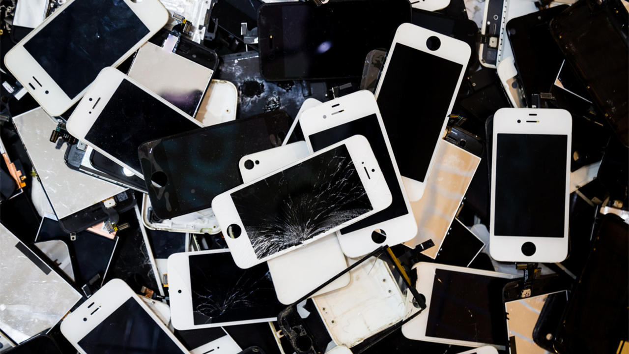 В Apple признались, что ремонтируют iPhone себе в убыток