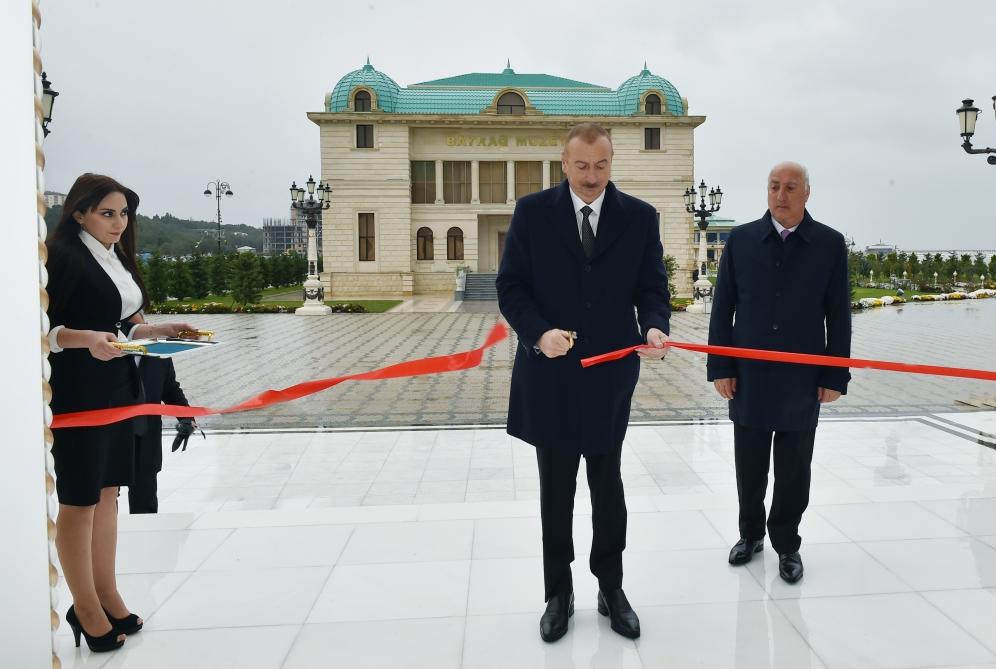 Президент Ильхам Алиев принял участие в открытии Центра мугама в Сумгайыте