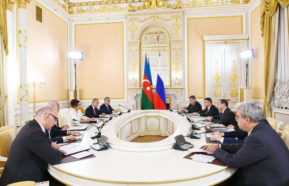 Первый вице-президент Мехрибан Алиева встретилась с премьер-министром России Дмитирием Медведевым
