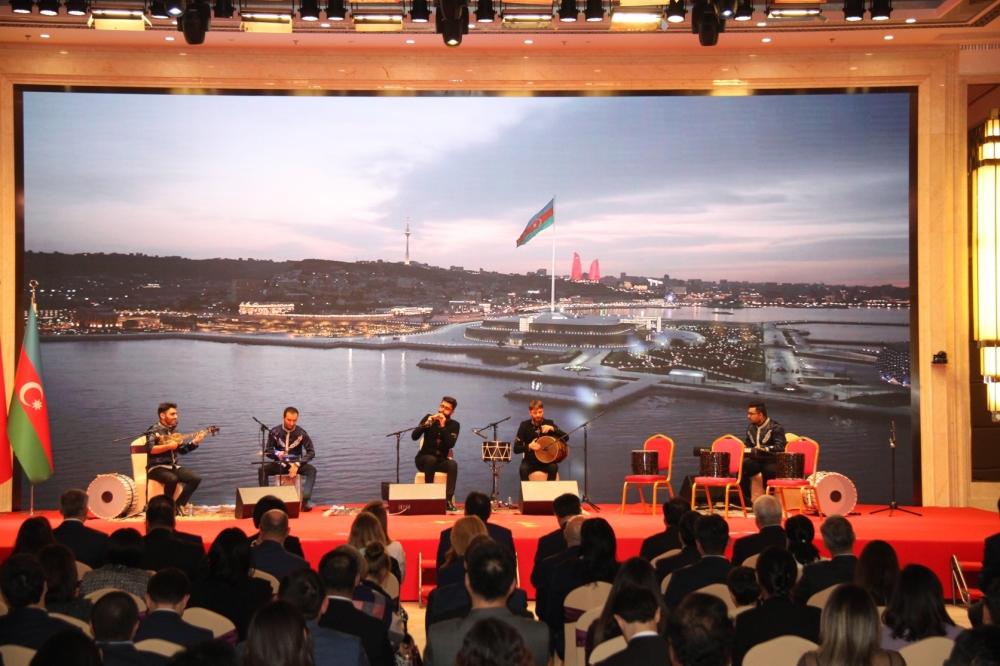При поддержке Фонда Гейдара Алиева в Пекине прошел «Вечер азербайджанской музыки»