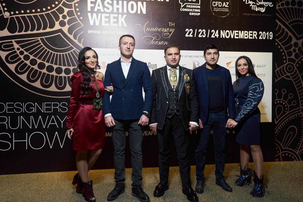 В Баку открылся юбилейный 10-ый сезон Azerbaijan Fashion Week